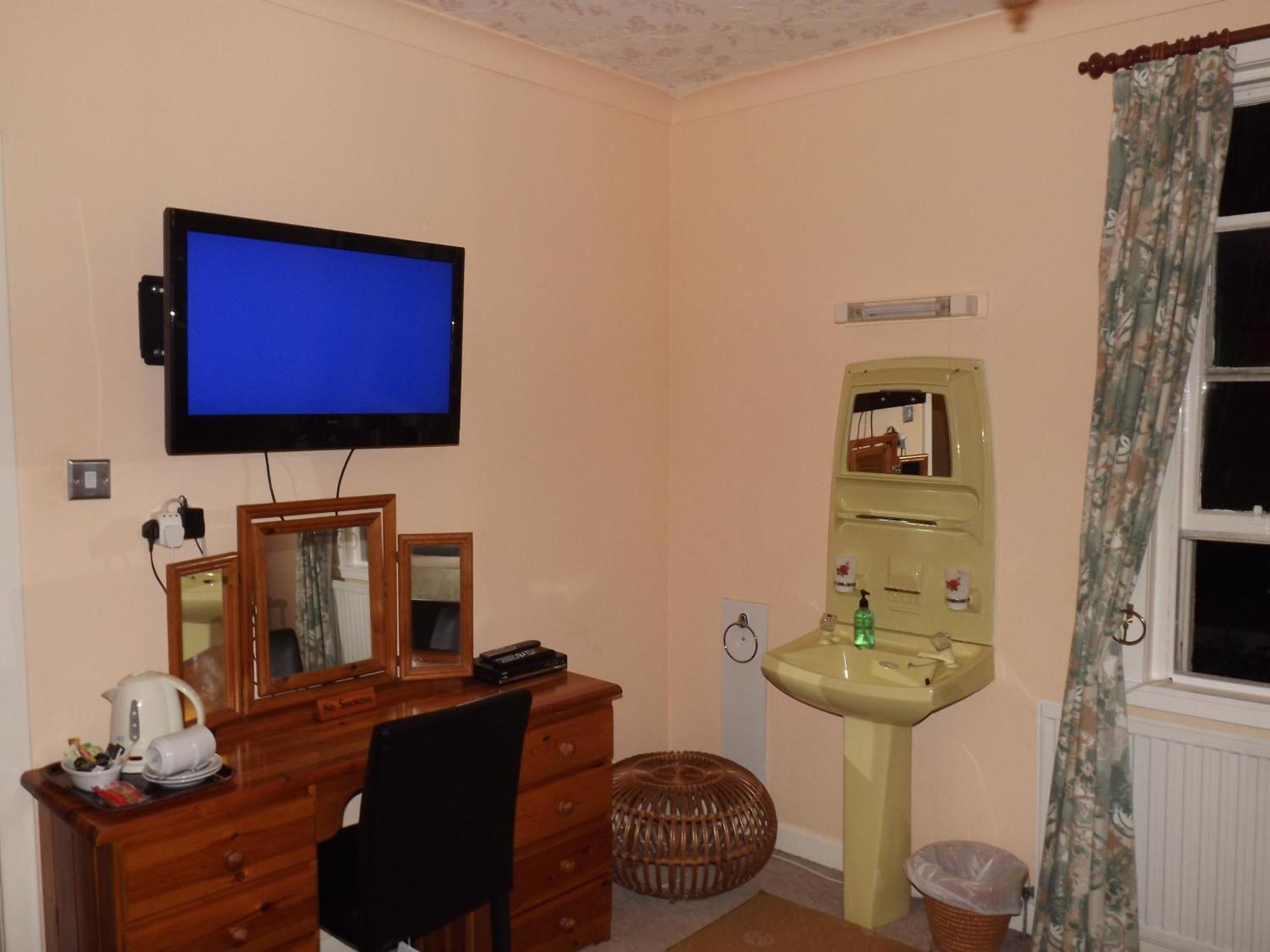 Glenavon Homestay Oban Exterior photo