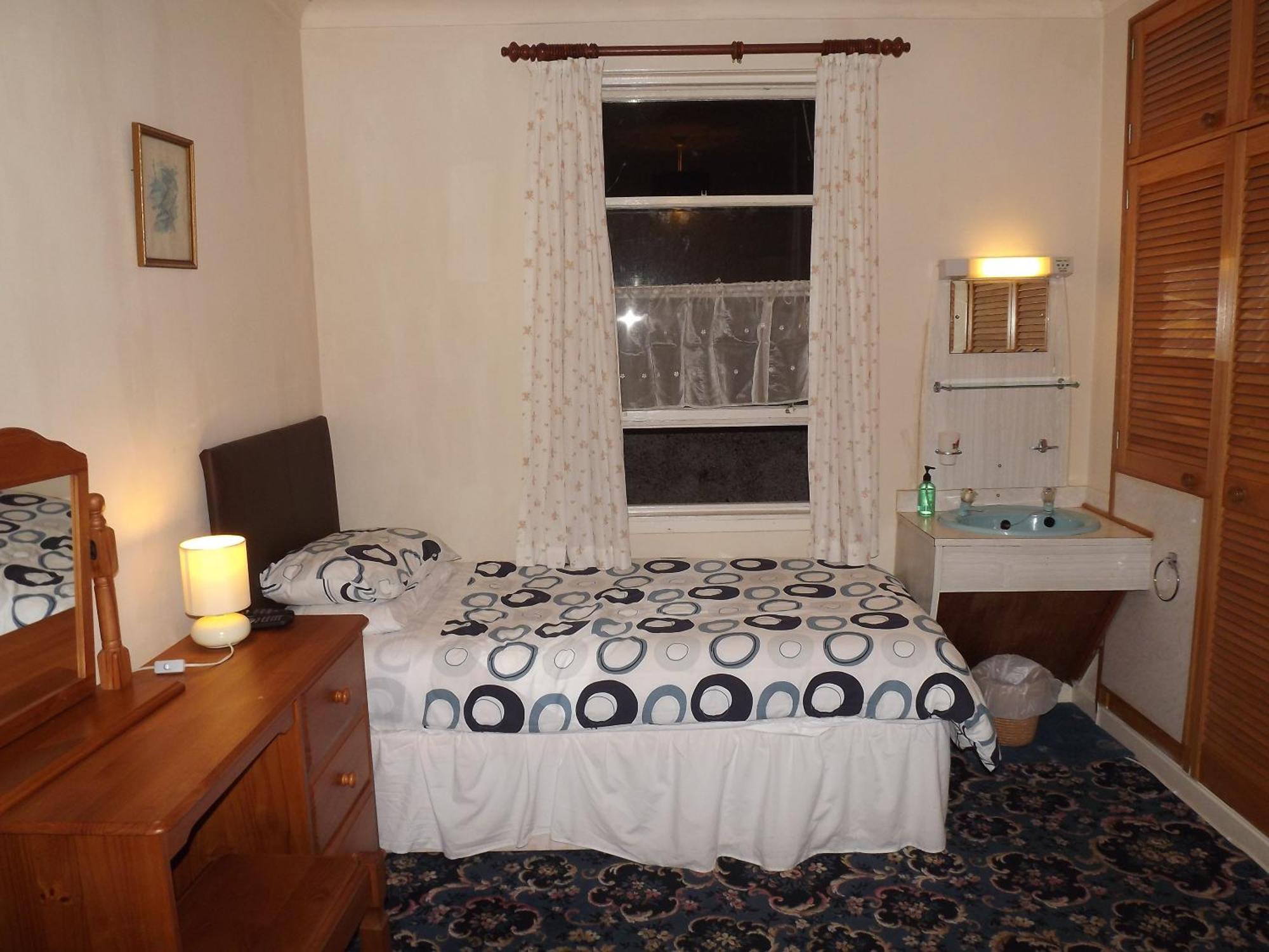 Glenavon Homestay Oban Exterior photo